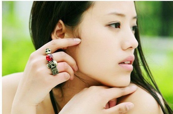 Skull Shape Multi-Tone Gold Ring Gemstones Acrylic Jewelry