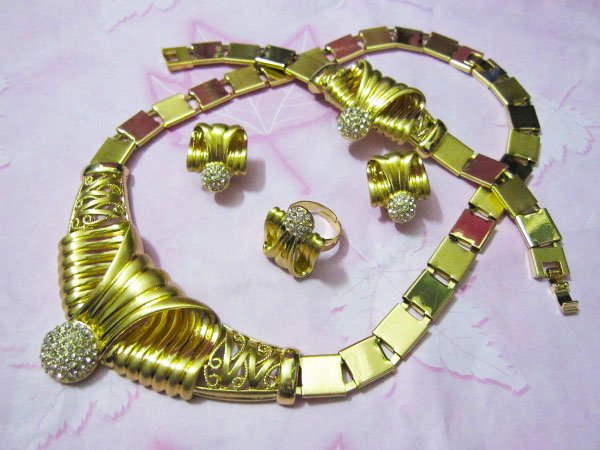 Golden Electroplated Costume & Party Copper Alloy Jewelry