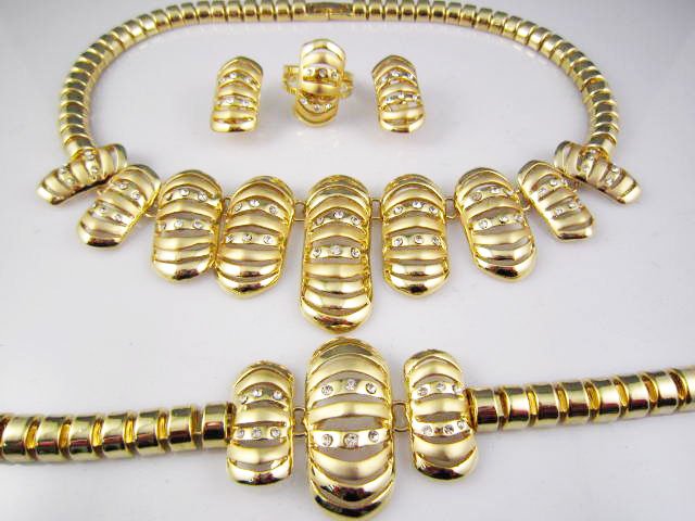 Gifts & Party Plated Golden Copper Alloy Jewelry
