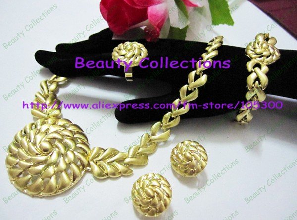 Women's Gold Plated Stainless Steel Silver Jewelry