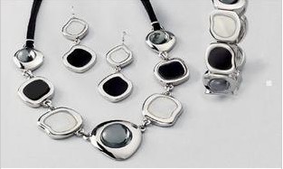 Necklace & Bracelet Engagement & Gift Alloy Silver Jewelry