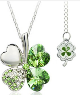 Four Leaf Clover / Fashion Jewelry Platinum Plated Crystal Necklace!