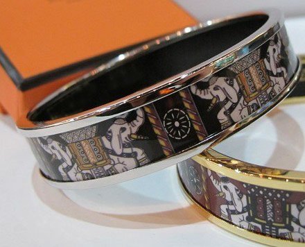 With Little Elephant On Titanium Round Shape Bracelets & Bangles