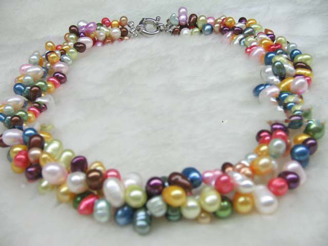 Multcolor With Many pearls Round Shape Necklaces
