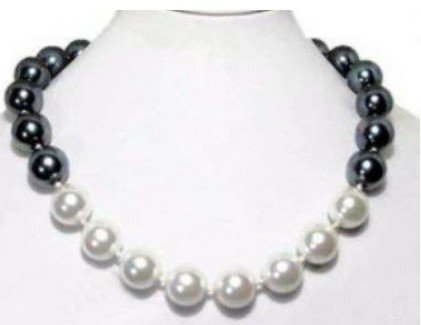 Black & White Beads Necklace Round Shape Pendants & Charms