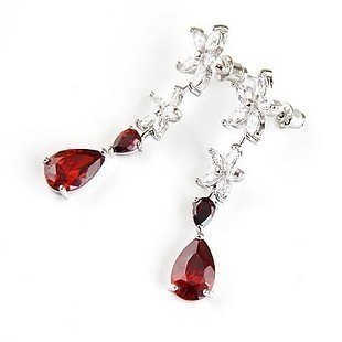 Lover Jewelry European and American Classic Retro Earrings