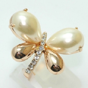 Pearl Deaoration Butterfly Shape Elegant Wedding Rings